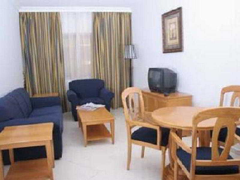 Dolphin Hotel Apartments Dubaj Kültér fotó